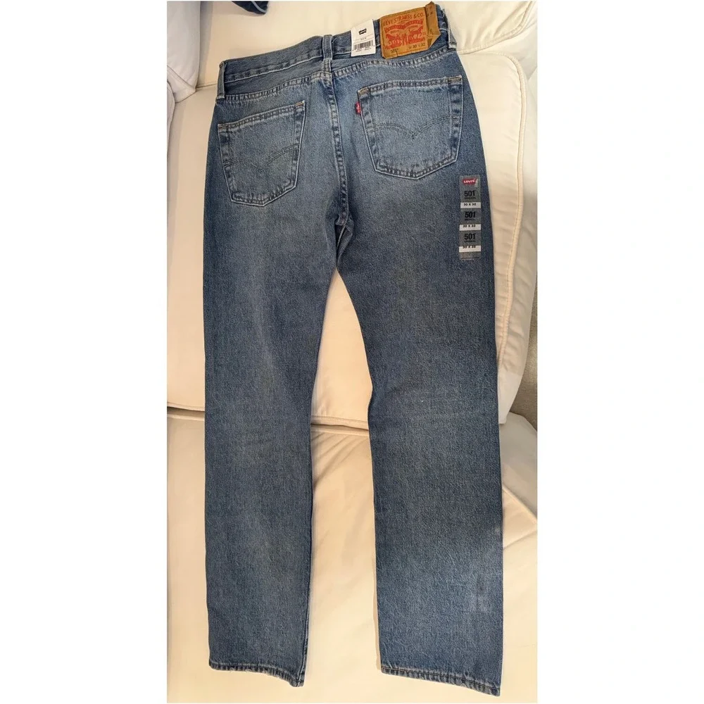 Levi's 501 Original Fit Distressed‎ Blue Jeans Mens 30x32 Button Fly Denim